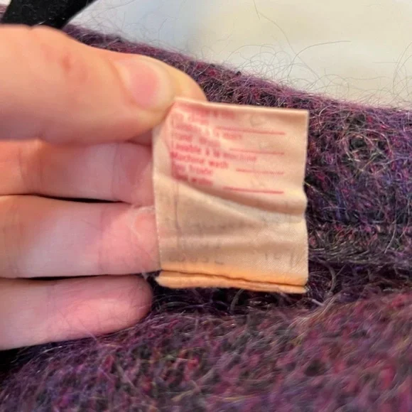 Beautiful Vintage Purple Mohair Turtleneck Sweater - Picture 6 of 9